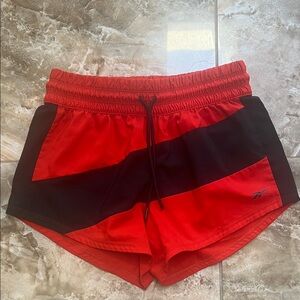 Reebok Women's Run Gorpcore Athletic Shorts in Red and Black Sz Sm